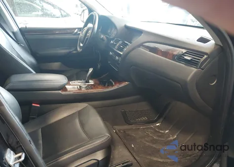 2015 BMW X3 xDrive28I z USA, uszkodzony, nr VIN 5UXWX9C50F0D57657